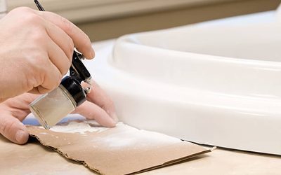 Comment repeindre une baignoire facilement et durablement ?